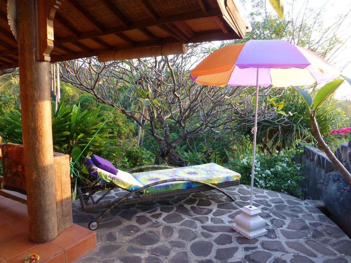 Sananda Bungalow Lovina  Phòng bức ảnh
